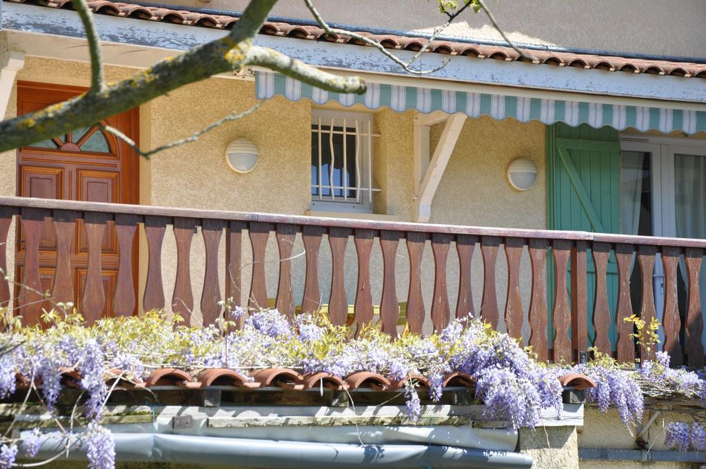 לינה וארוחת בוקר Pollionnay La Bergerie מראה חיצוני תמונה